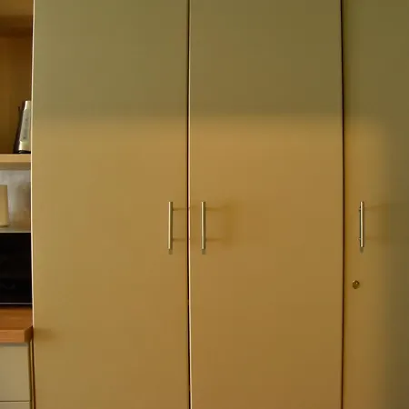 Au Petit Bois Apartment *